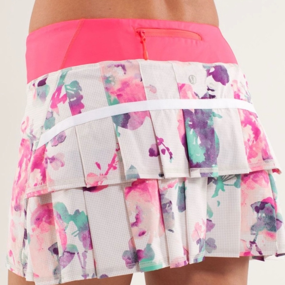 Beautiful Lululemon Floral Pace Setter Skirt-EUC-8